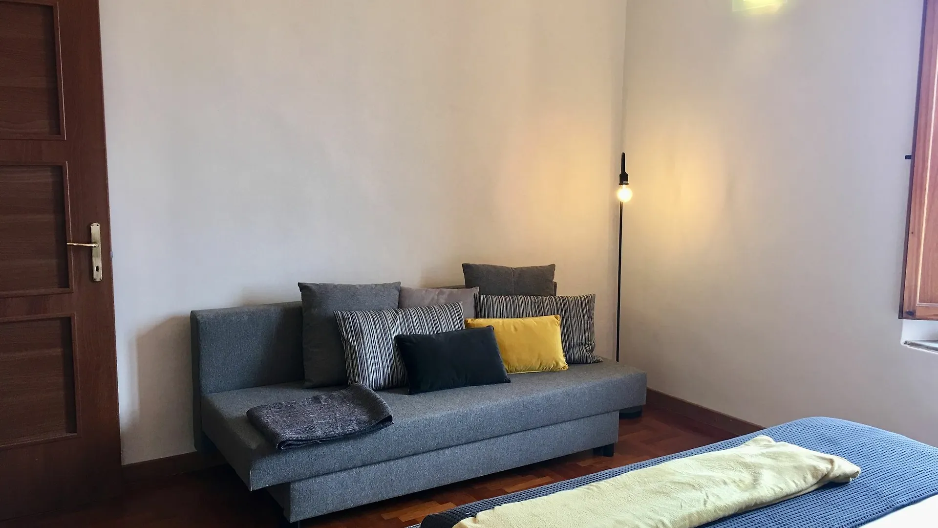 Apartment Aweshome Lungarno Bellavista Penthouse Pisa Italy